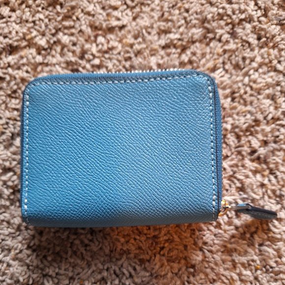 Small Coach Cross Grain Tri Fold Wallet in Blue with Silver Logo - NEW! UNUSED. - Picture 2 of 7